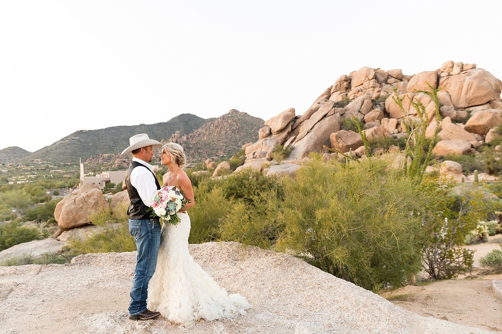 Arizona wedding portrait by Randi Michelle Photography