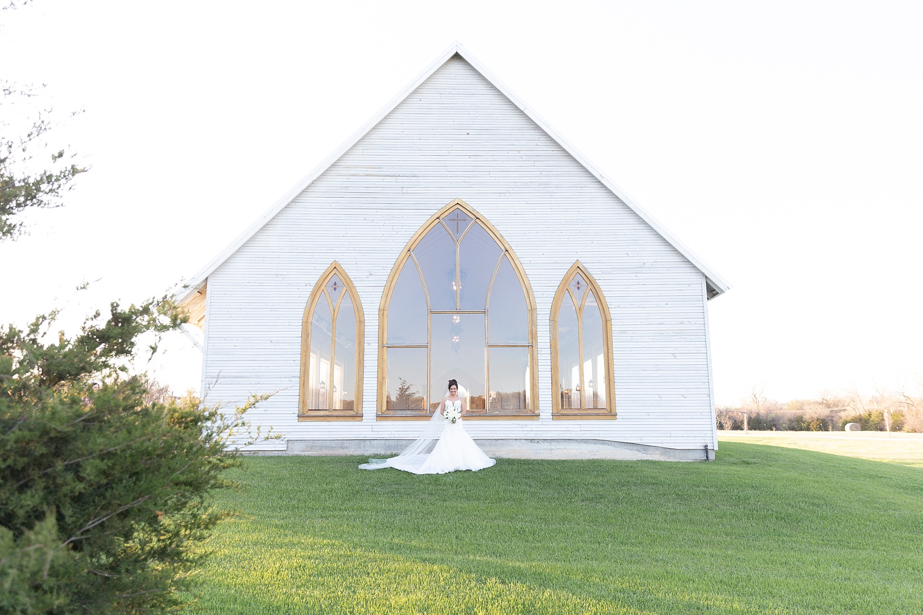 vintage chapel bridal portraits in Texas with Randi Michelle
